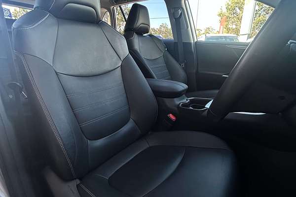 2020 Toyota RAV4 Cruiser AXAH52R