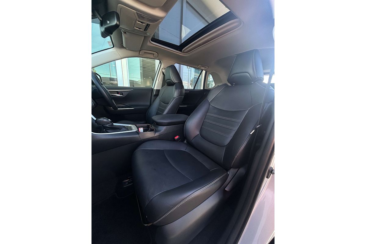 2020 Toyota RAV4 Cruiser AXAH52R