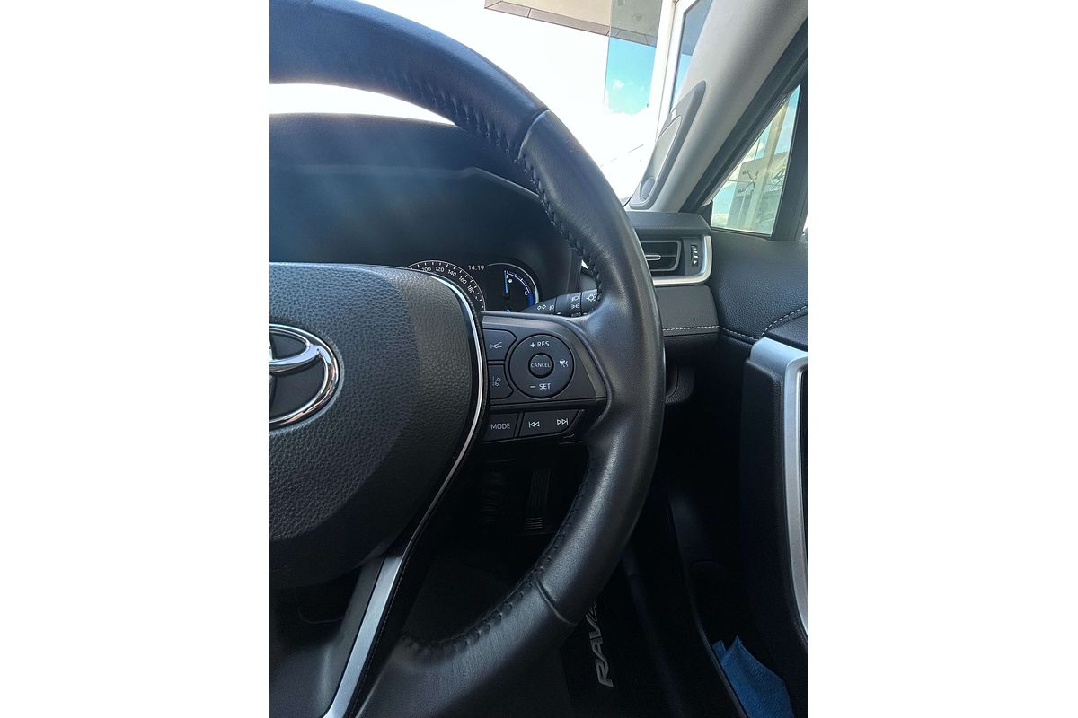 2020 Toyota RAV4 Cruiser AXAH52R