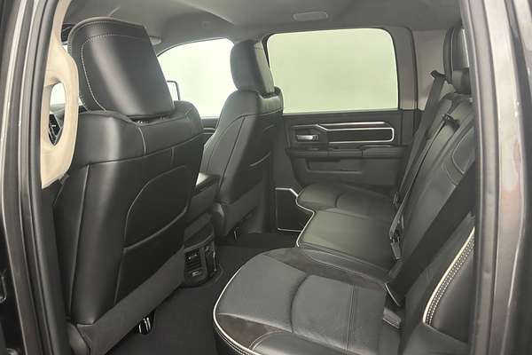 2024 RAM 2500 Laramie DJ 4X4