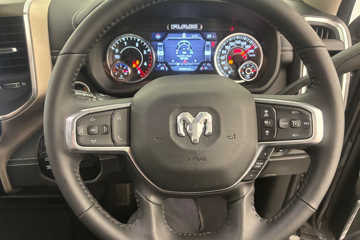 2024 RAM 2500 Laramie DJ 4X4