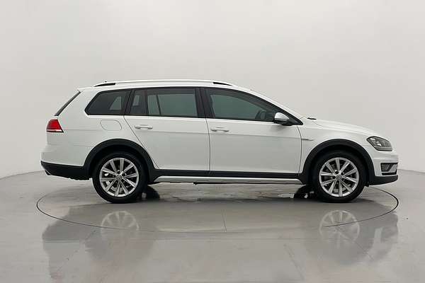 2016 Volkswagen Golf Alltrack 132TSI 7