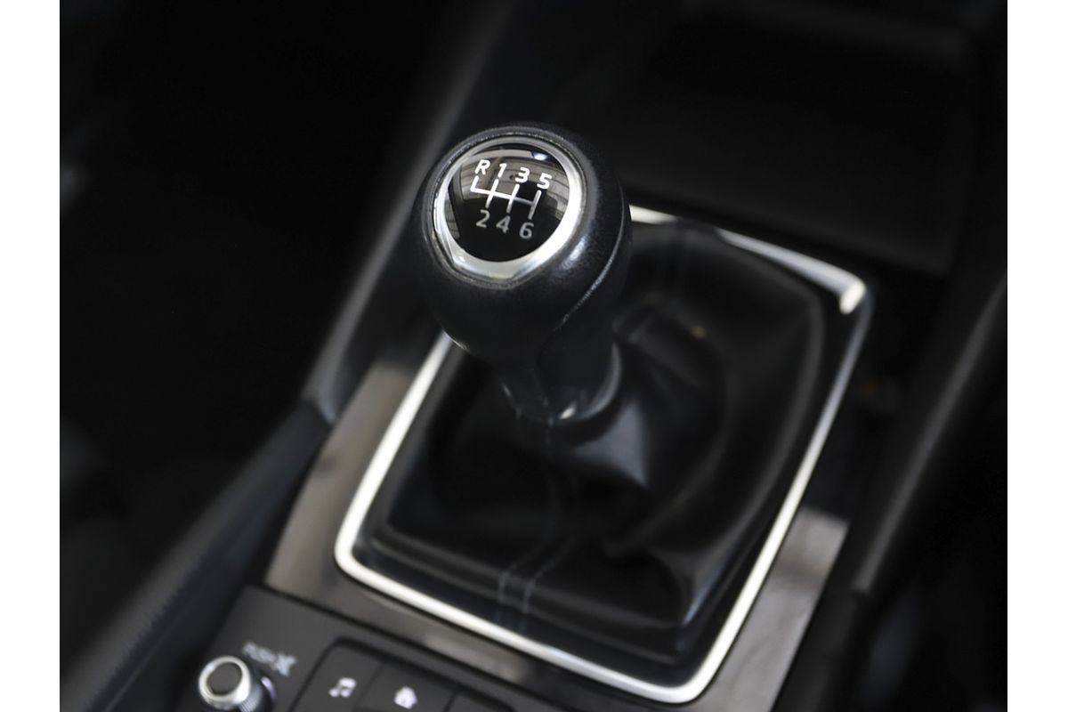 MAZDA3 M 6MAN SEDAN SP25