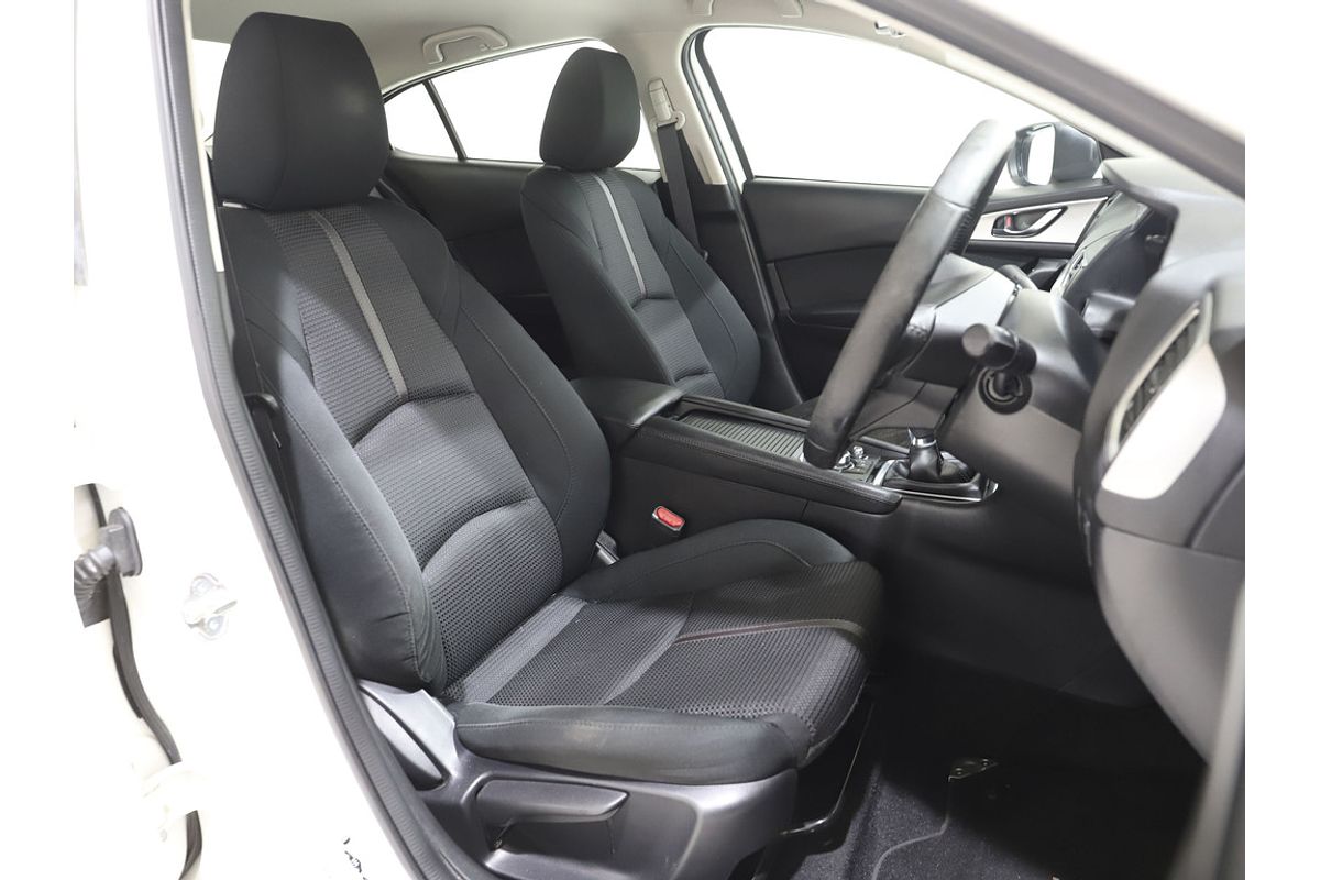 MAZDA3 M 6MAN SEDAN SP25