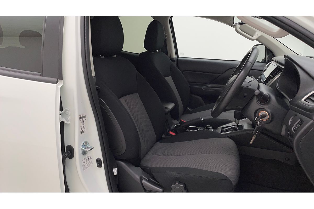 2023 Mitsubishi Triton GLX-R MR 4X4