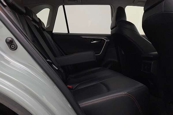 2020 Toyota RAV4 Edge AXAA54R