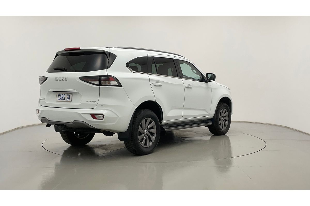2022 Isuzu MU-X LS-U