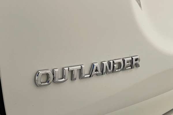 2020 Mitsubishi Outlander Exceed ZL