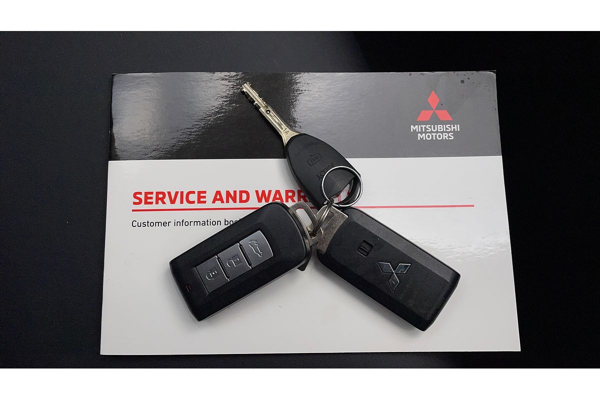 2020 Mitsubishi Outlander Exceed ZL