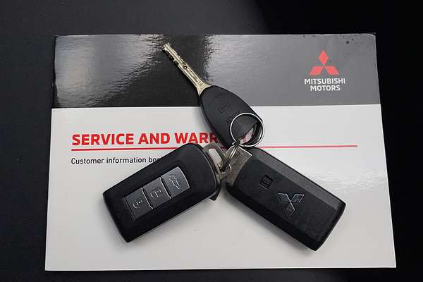 2020 Mitsubishi Outlander Exceed ZL