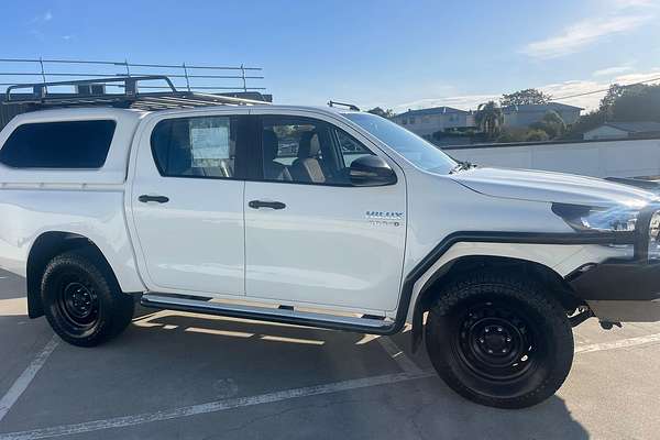 2018 Toyota Hilux SR GUN126R 4X4