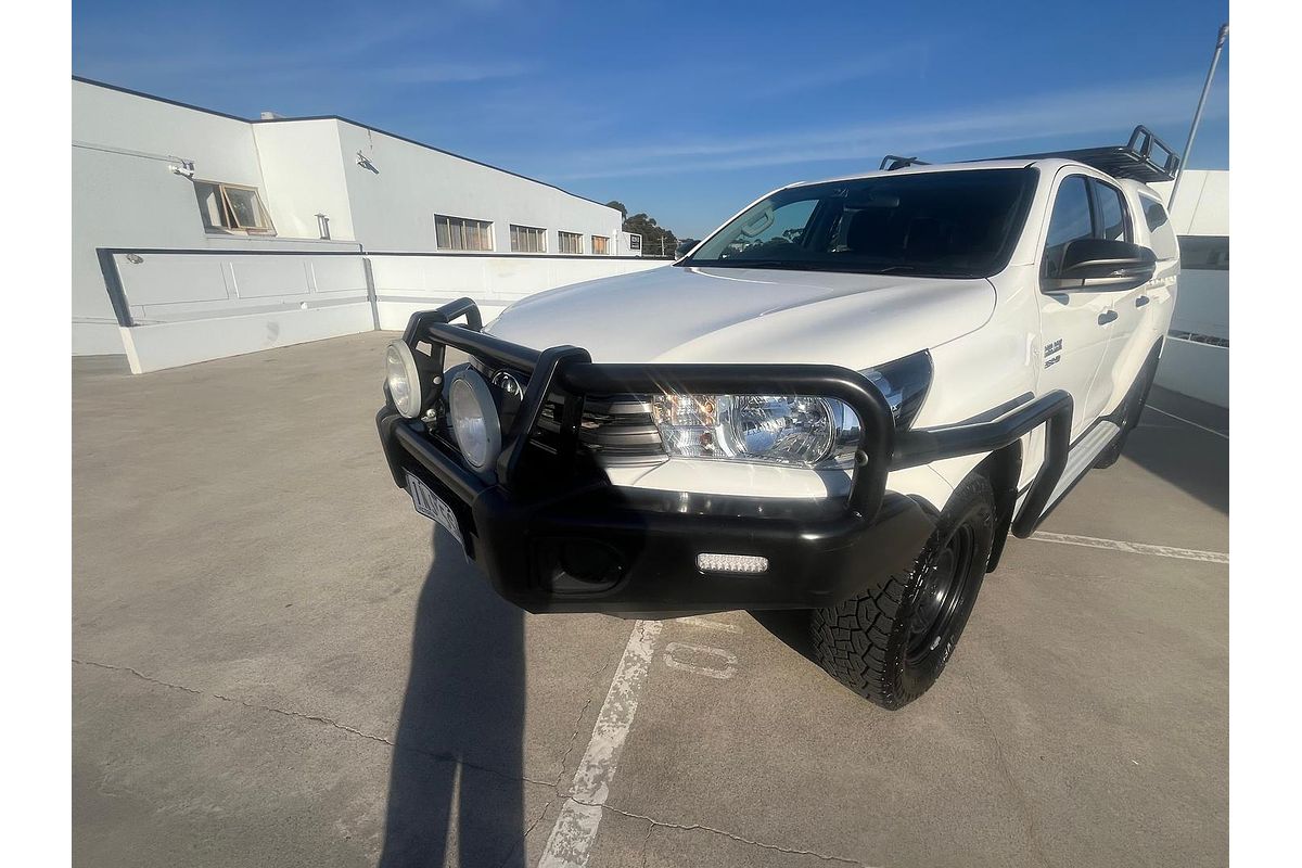 2018 Toyota Hilux SR GUN126R 4X4