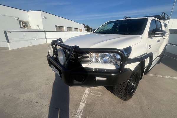 2018 Toyota Hilux SR GUN126R 4X4