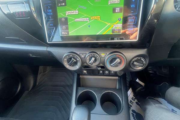 2018 Toyota Hilux SR GUN126R 4X4