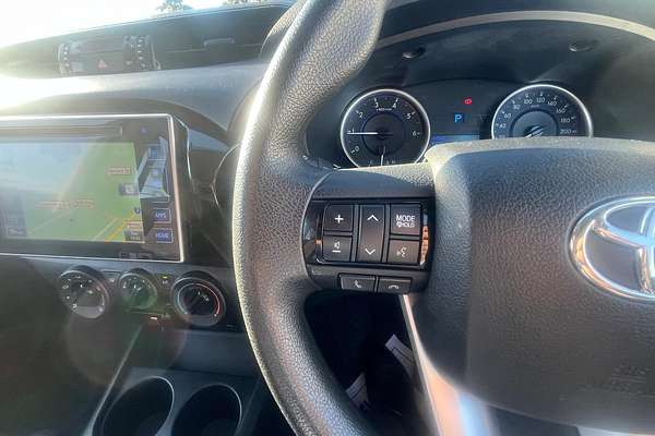 2018 Toyota Hilux SR GUN126R 4X4