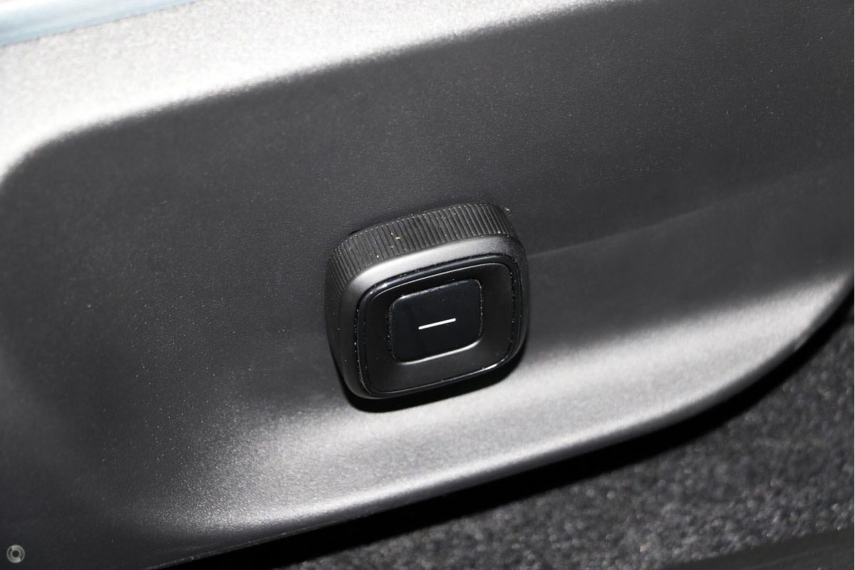 2025 Volvo EX30 Twin Motor Performance Ultra