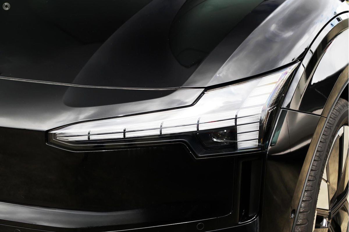 2025 Volvo EX30 Twin Motor Performance Ultra