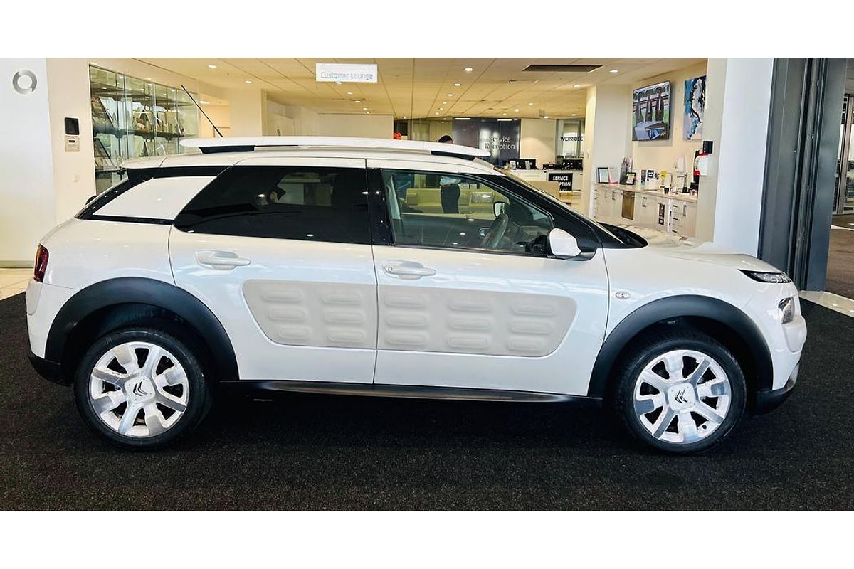 2017 Citroen C4 Cactus OneTone E3