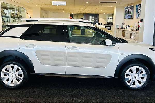 2017 Citroen C4 Cactus OneTone E3