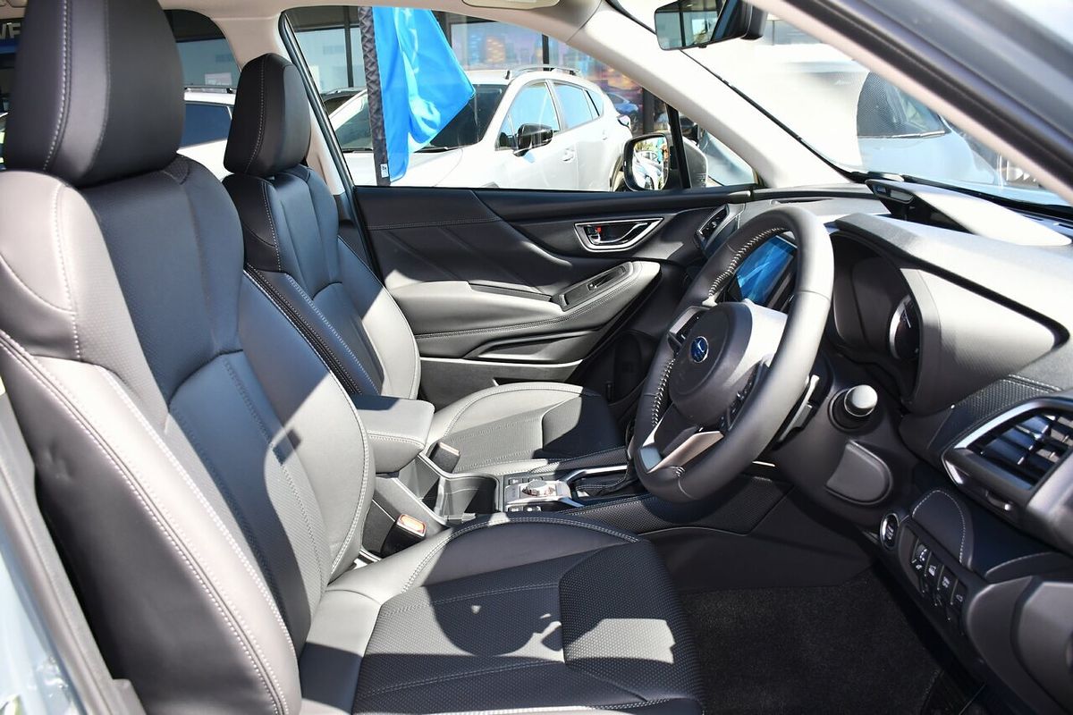 2024 Subaru Forester Hybrid S S5