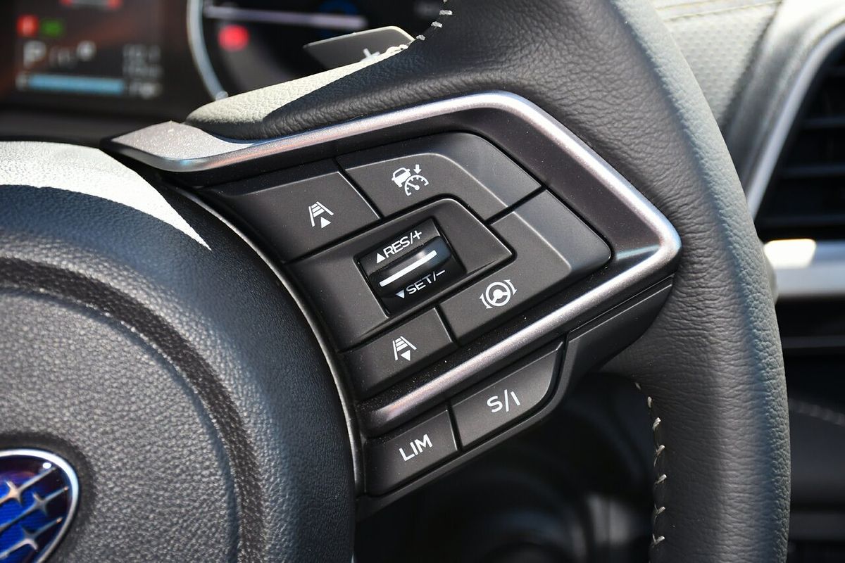 2024 Subaru Forester Hybrid S S5