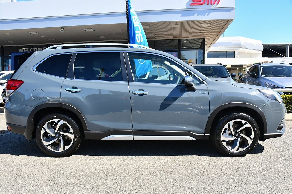 2024 Subaru Forester Hybrid S S5