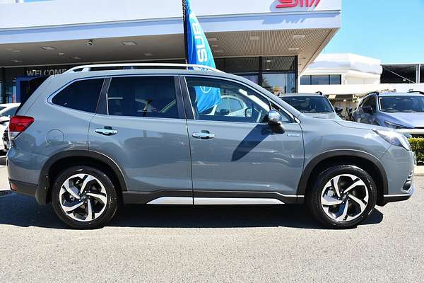 2024 Subaru Forester Hybrid S S5