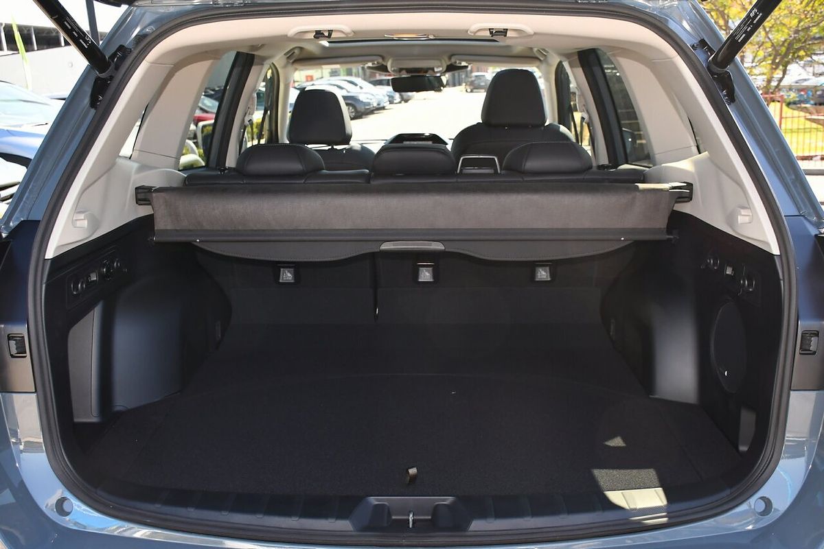 2024 Subaru Forester Hybrid S S5