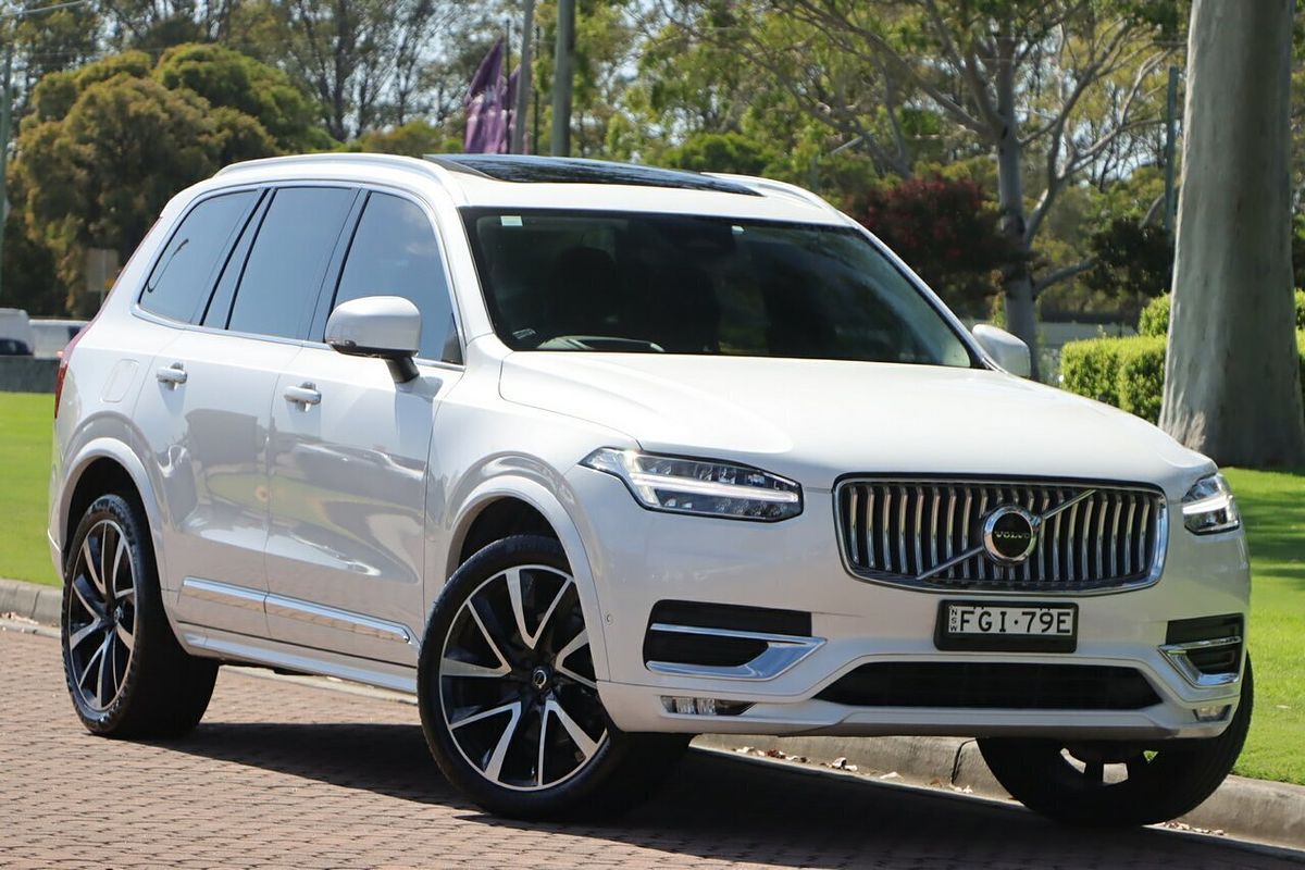 2023 Volvo XC90 Ultimate B6 Bright