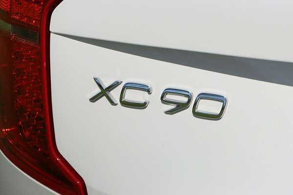 2023 Volvo XC90 Ultimate B6 Bright