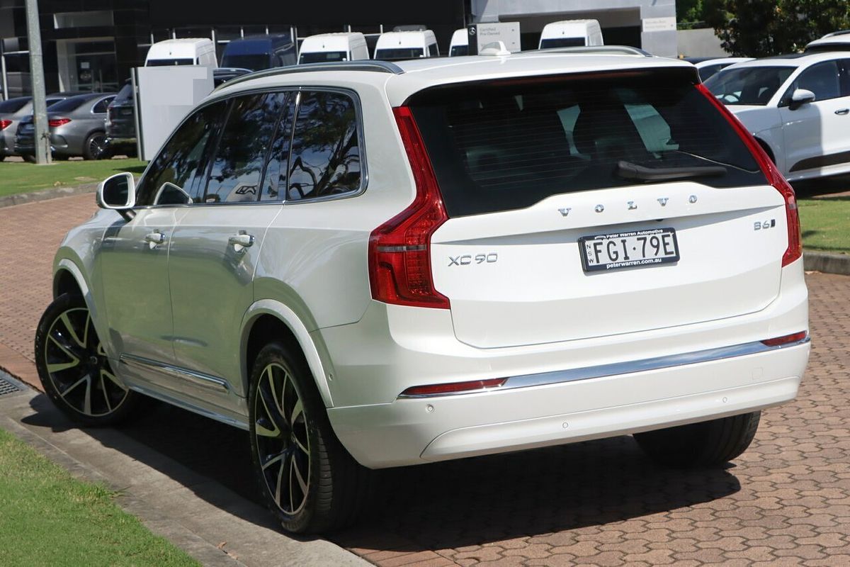 2023 Volvo XC90 Ultimate B6 Bright
