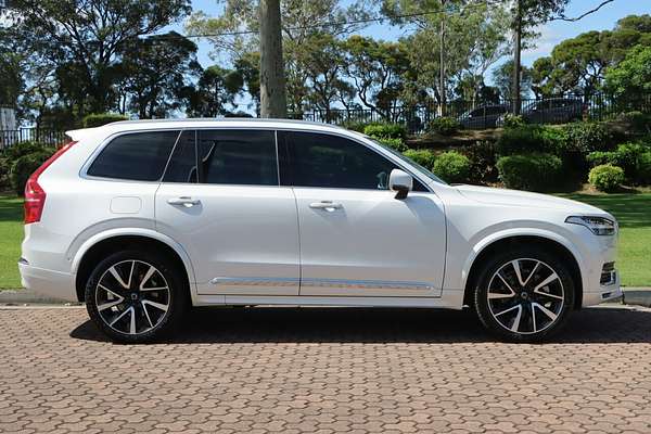 2023 Volvo XC90 Ultimate B6 Bright