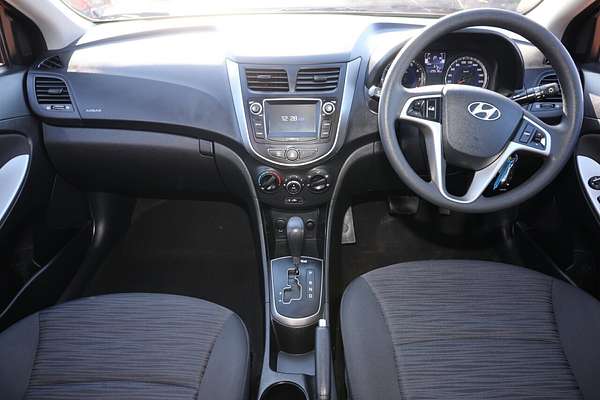 2017 Hyundai Accent Active RB4