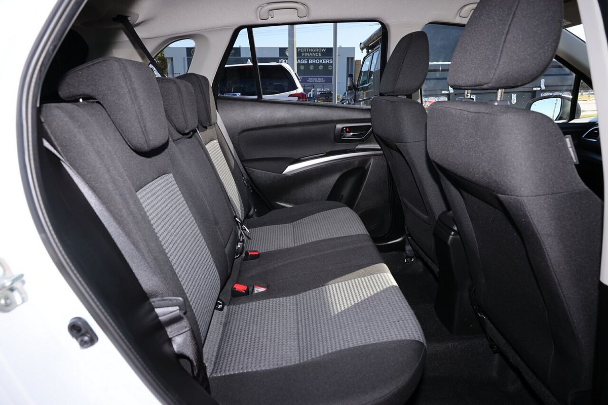 2023 Suzuki S-Cross GL+ JYB