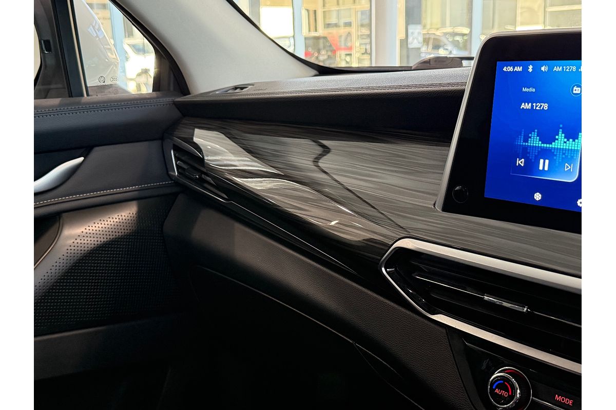 2023 LDV D90 Executive SV9A