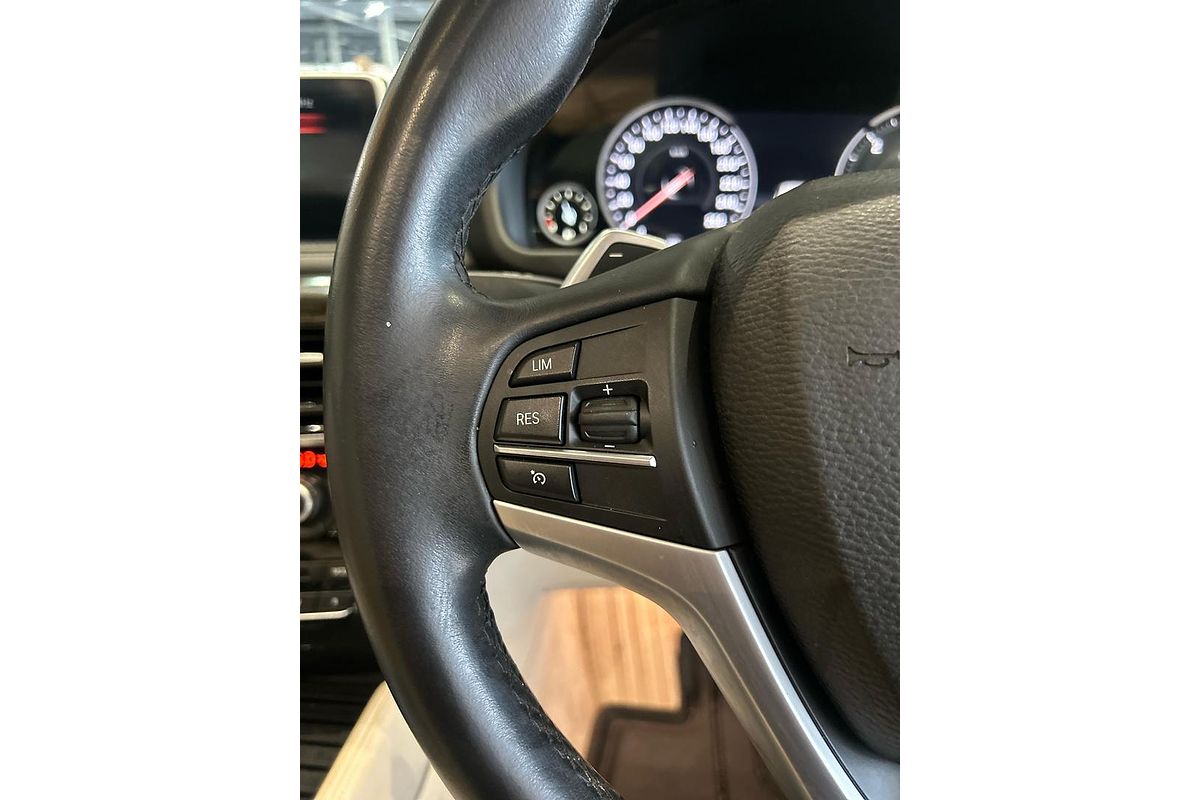 2015 BMW X6 xDrive30d F16