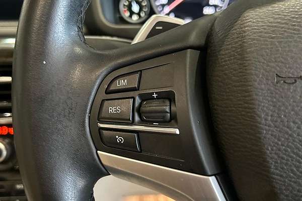2015 BMW X6 xDrive30d F16