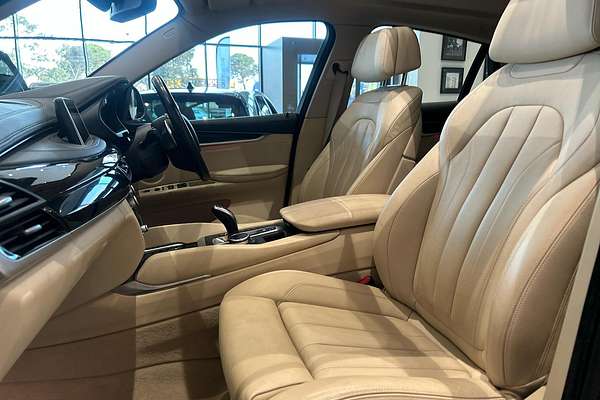 2015 BMW X6 xDrive30d F16