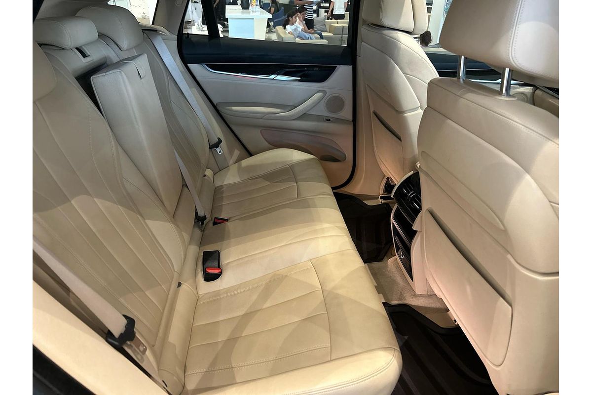 2015 BMW X6 xDrive30d F16
