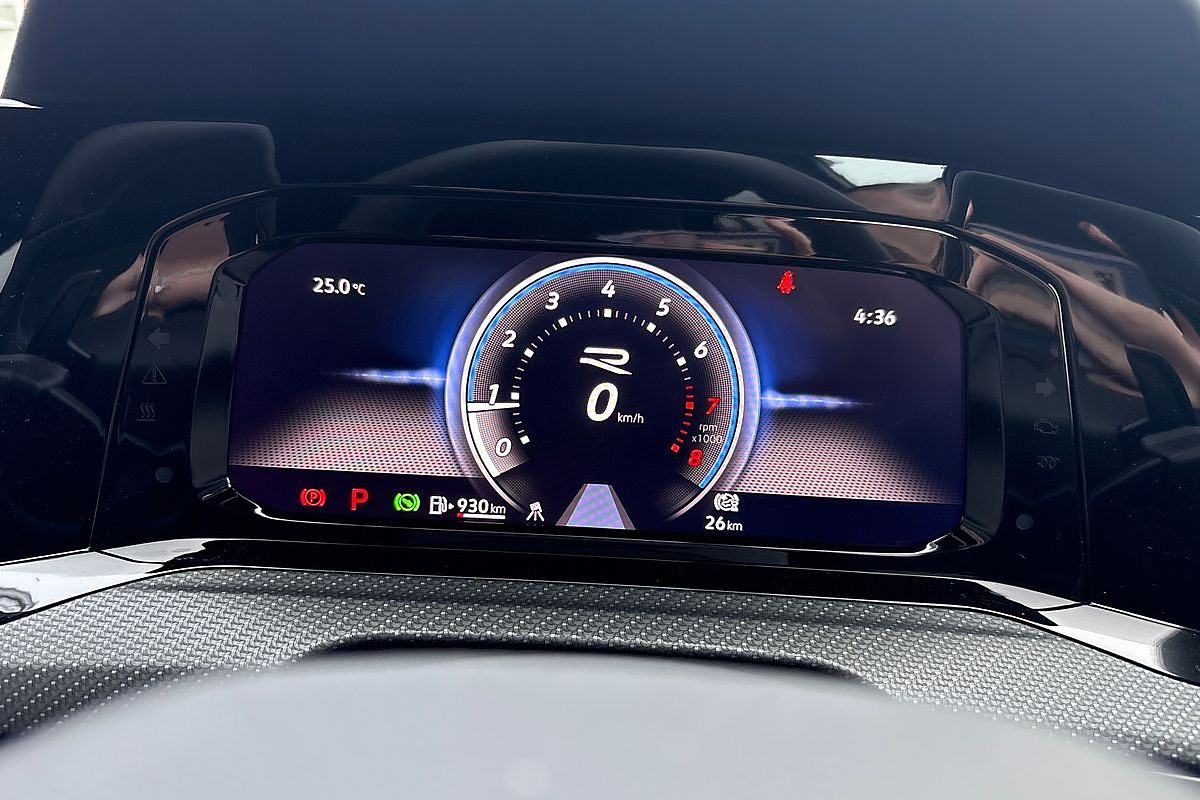 2024 Volkswagen Golf R 8