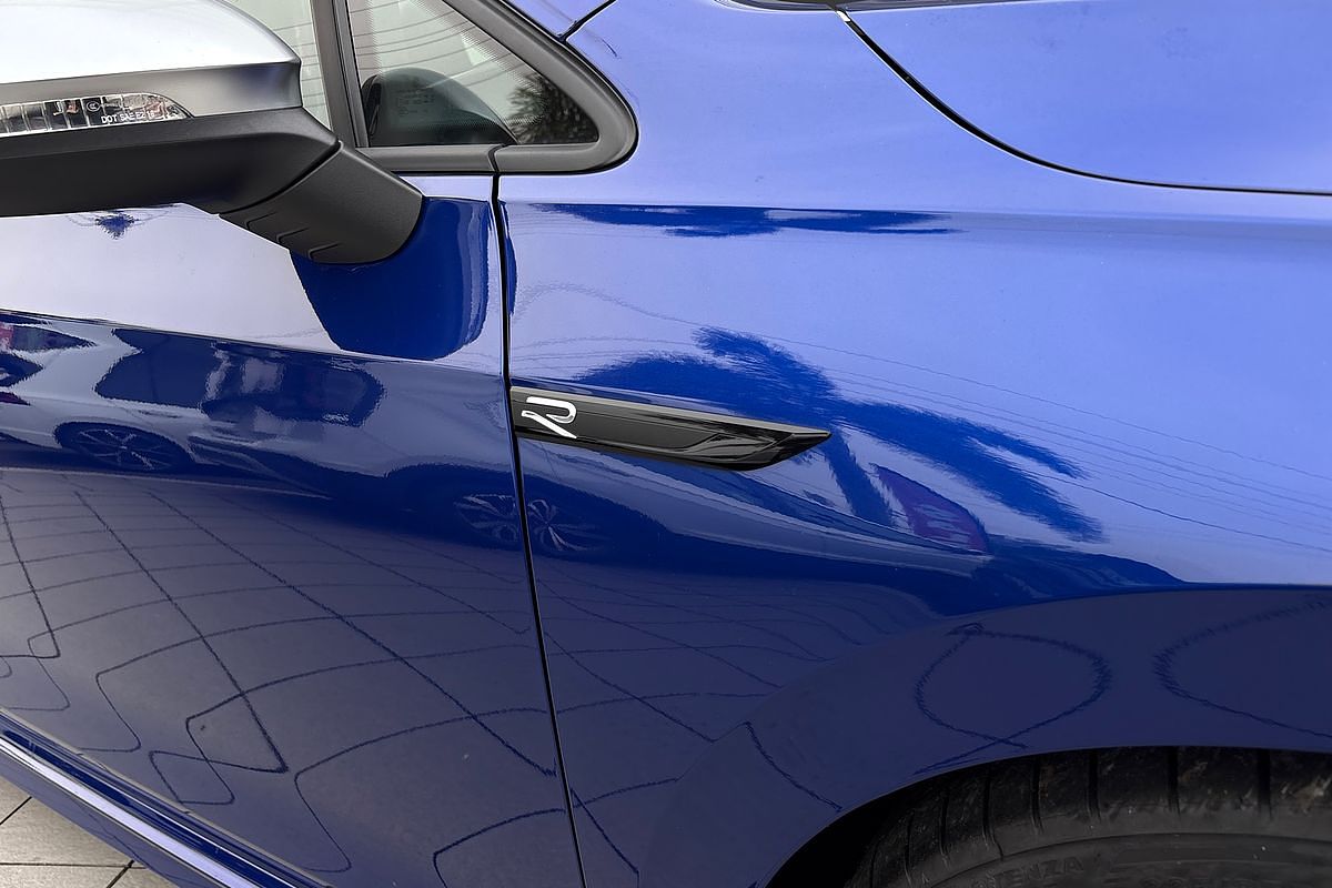 2024 Volkswagen Golf R 8