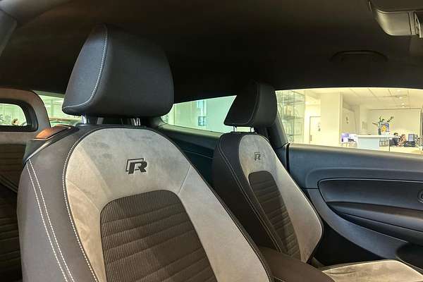2015 Volkswagen Scirocco R 1S