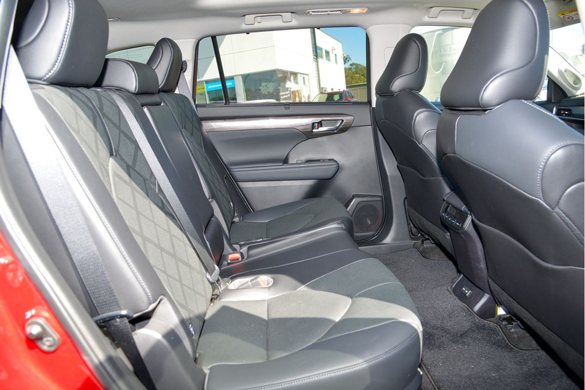 2023 Toyota Kluger Grande AXUH78R