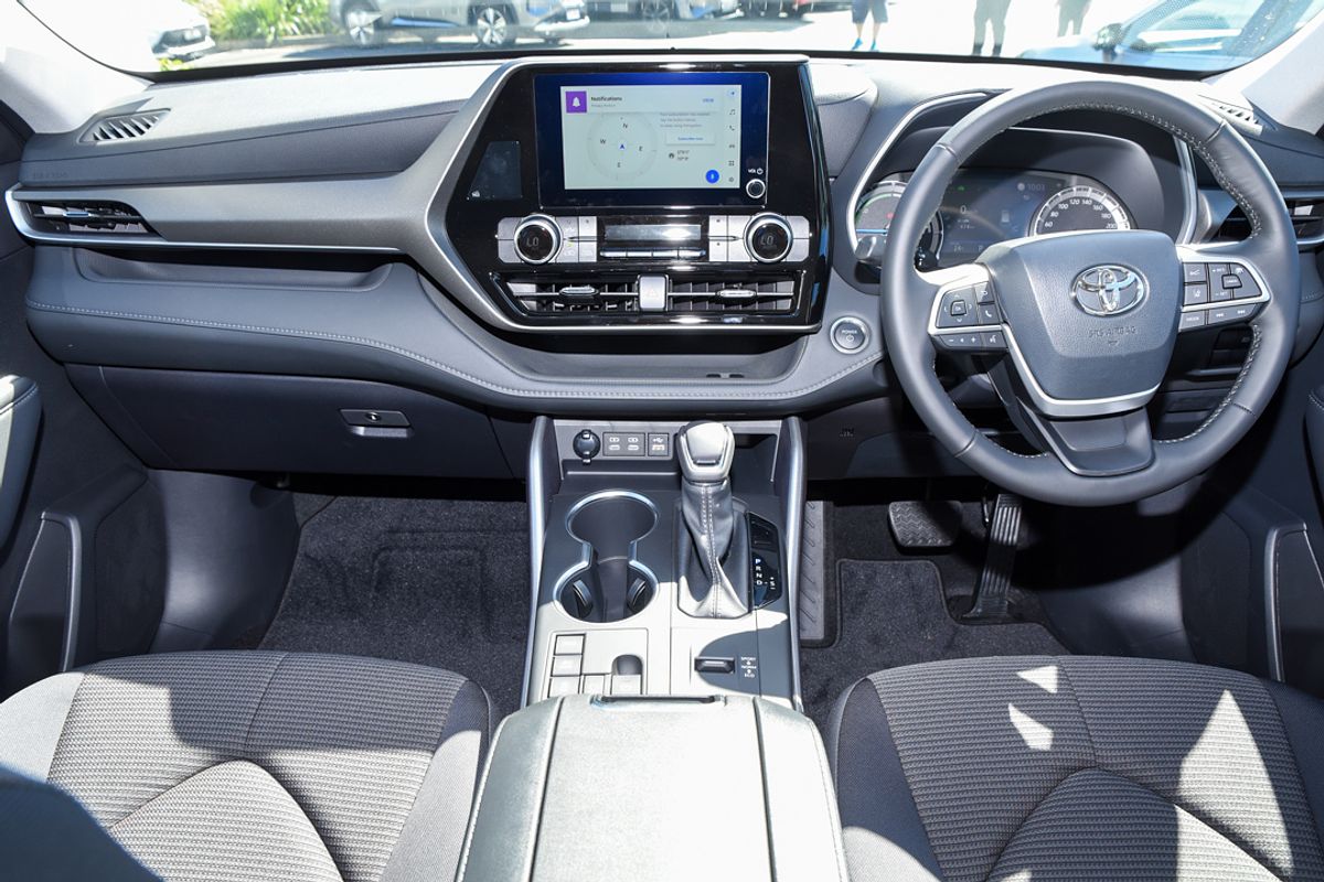 2024 Toyota Kluger GX AXUH78R