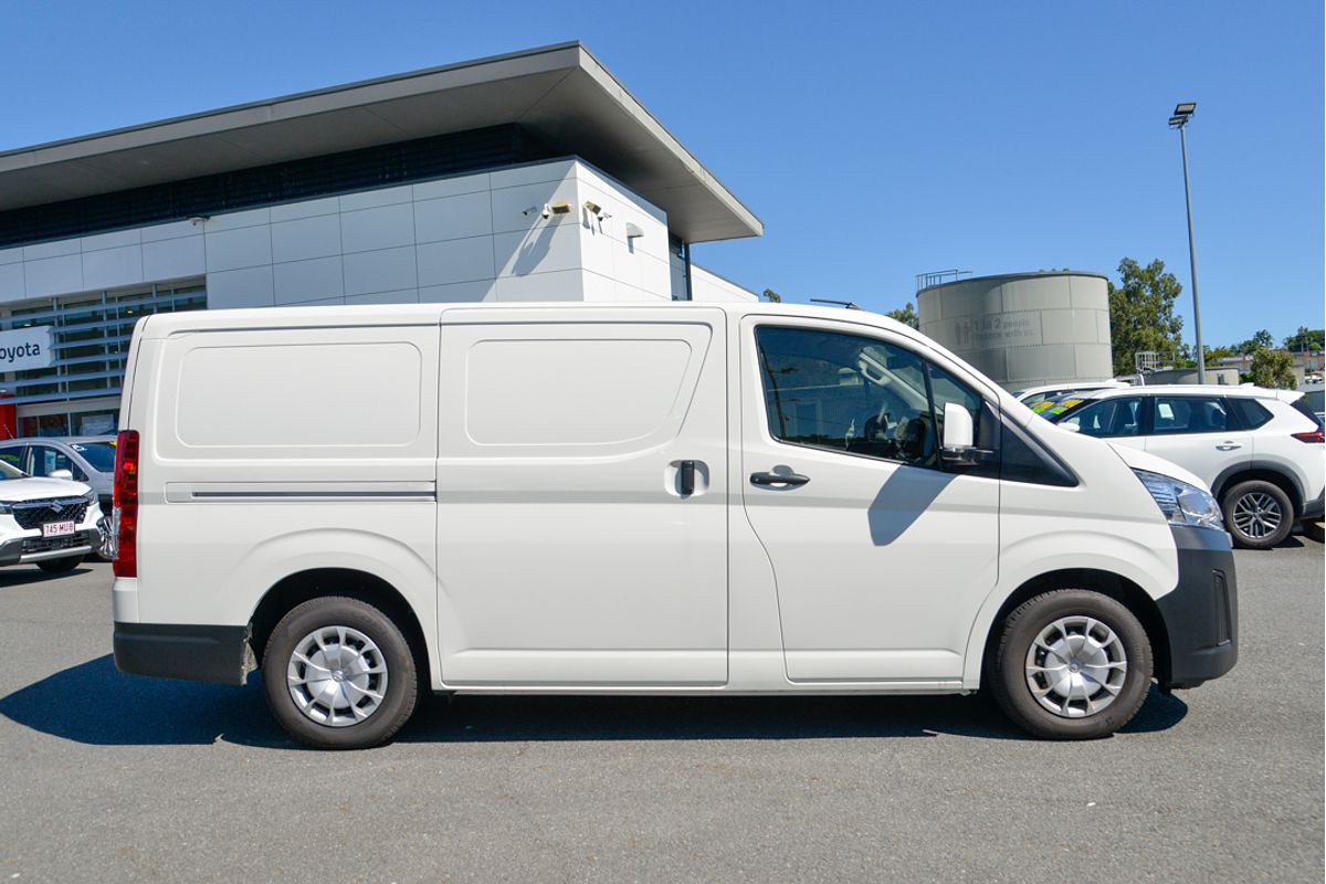 2024 Toyota Hiace GDH300R LWB
