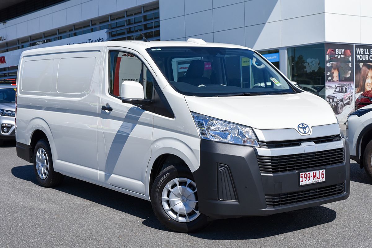 2025 Toyota Hiace GDH300R