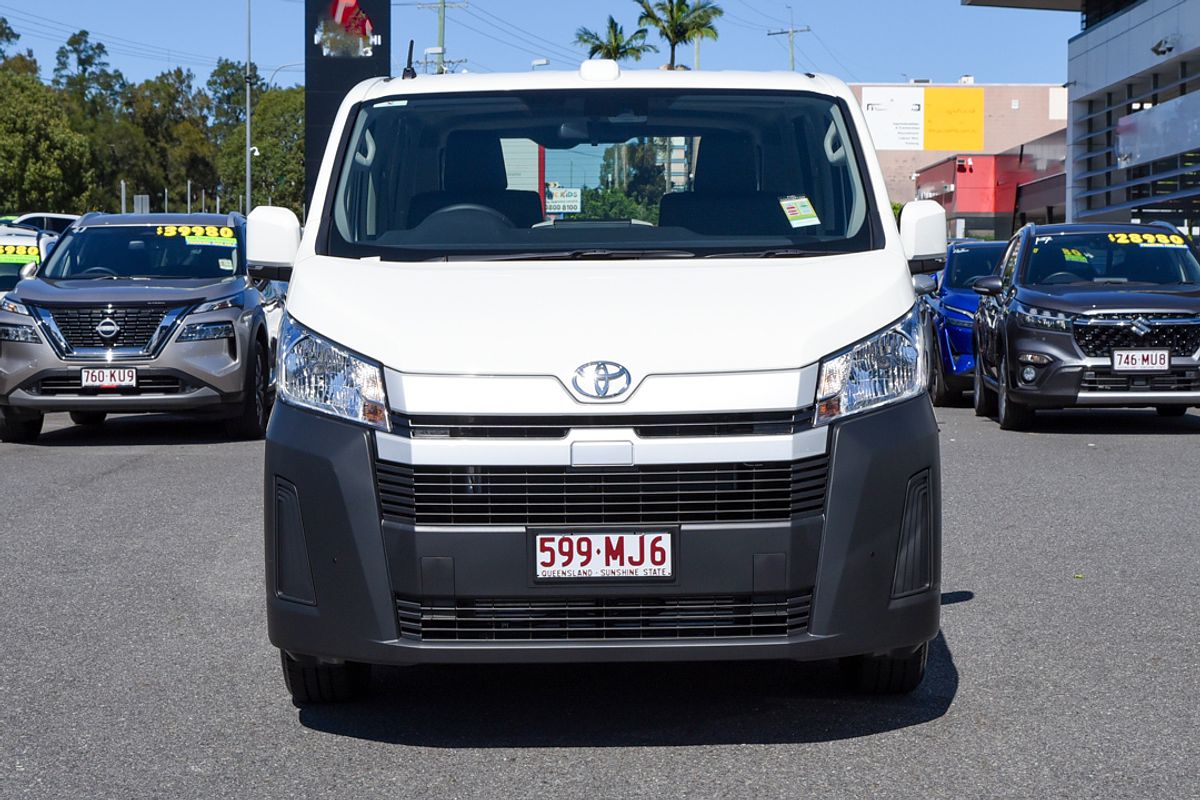 2025 Toyota Hiace GDH300R