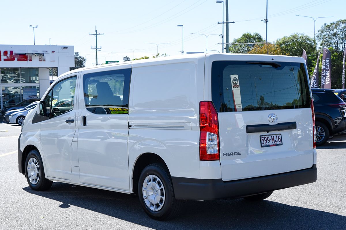 2025 Toyota Hiace GDH300R