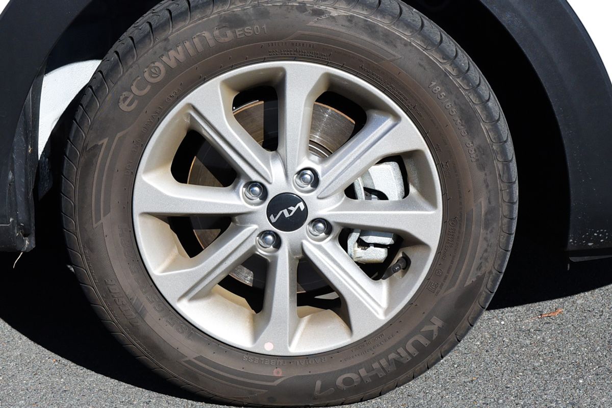 2024 Kia Stonic S YB