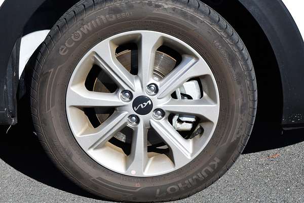 2024 Kia Stonic S YB